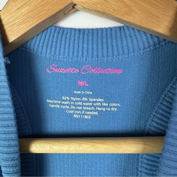 Suzette Collection Blue Ribbed Fitted Scoop Neck Tank Top M/L - Picture 3 of 4